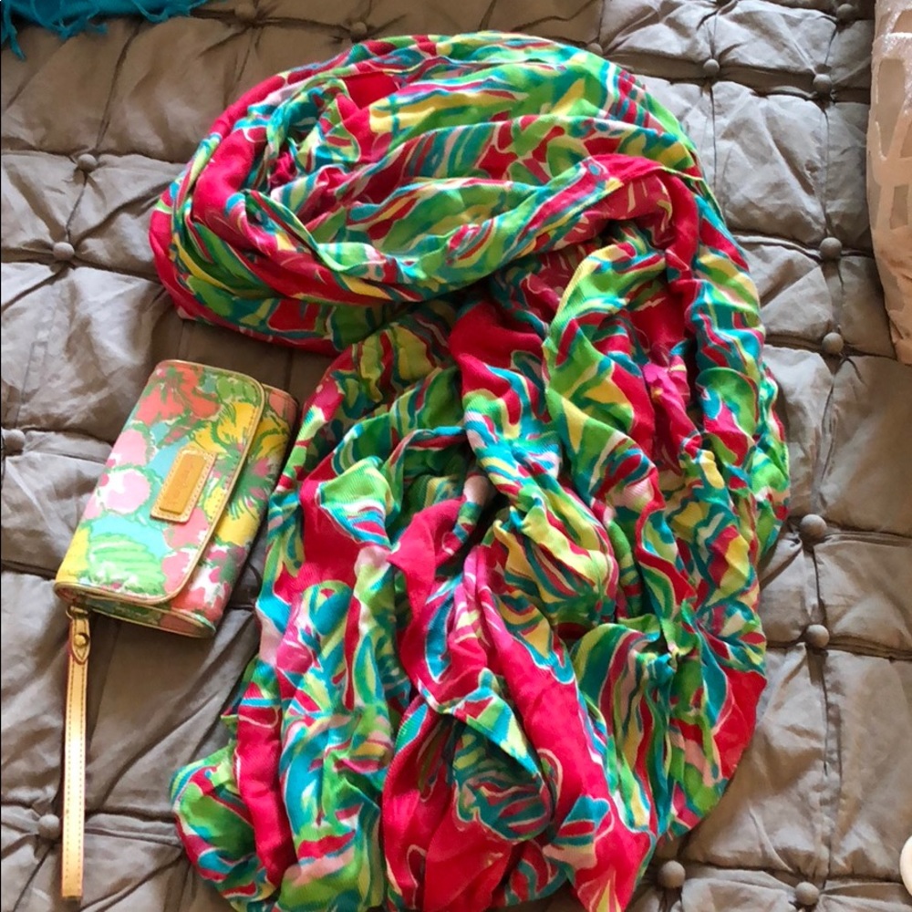 Lilly Scarf